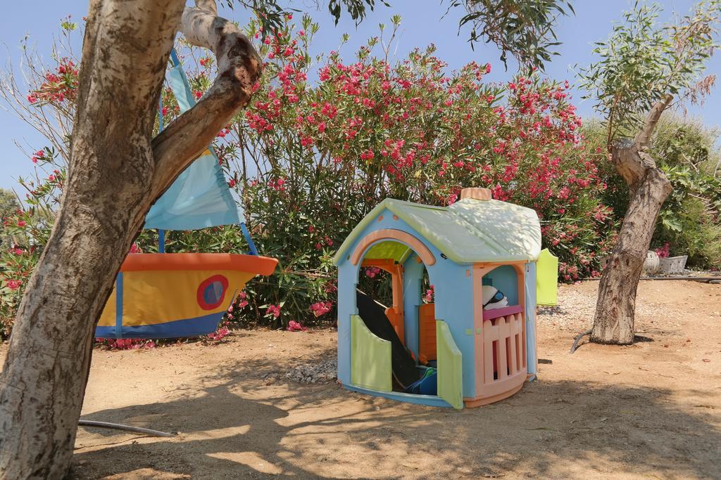 Maroussa Studios Agia Anna  Dış mekan fotoğraf